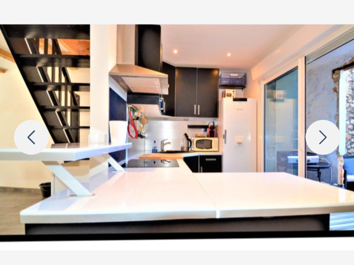 Maison De Village Hébergement de vacances *